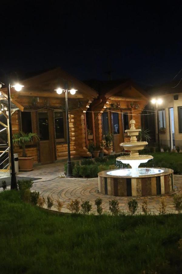 Tnak Hotel Erivan Dış mekan fotoğraf