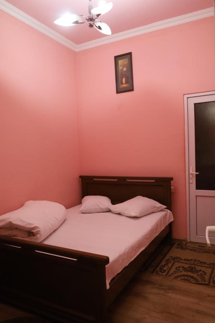 Tnak Hotel Erivan Dış mekan fotoğraf