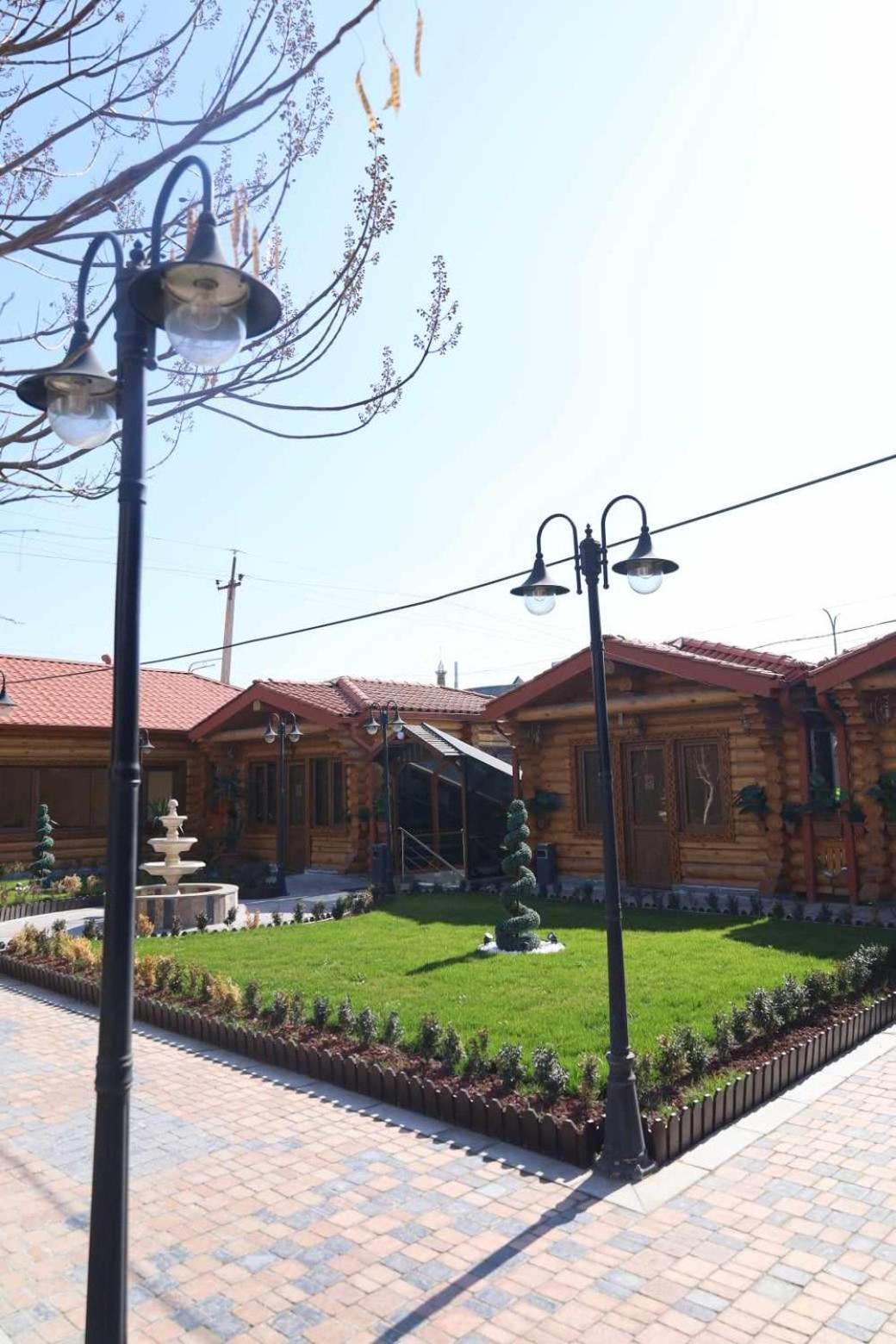 Tnak Hotel Erivan Dış mekan fotoğraf